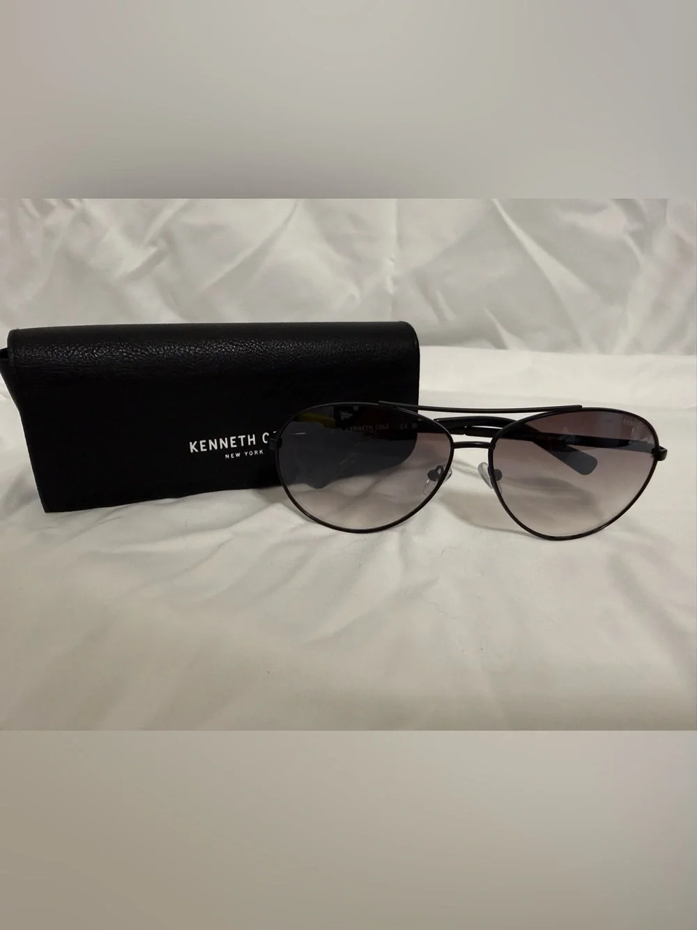 Kenneth Cole Men’s Black Frame with Gray Gradient Lenses Aviator Sunglasses